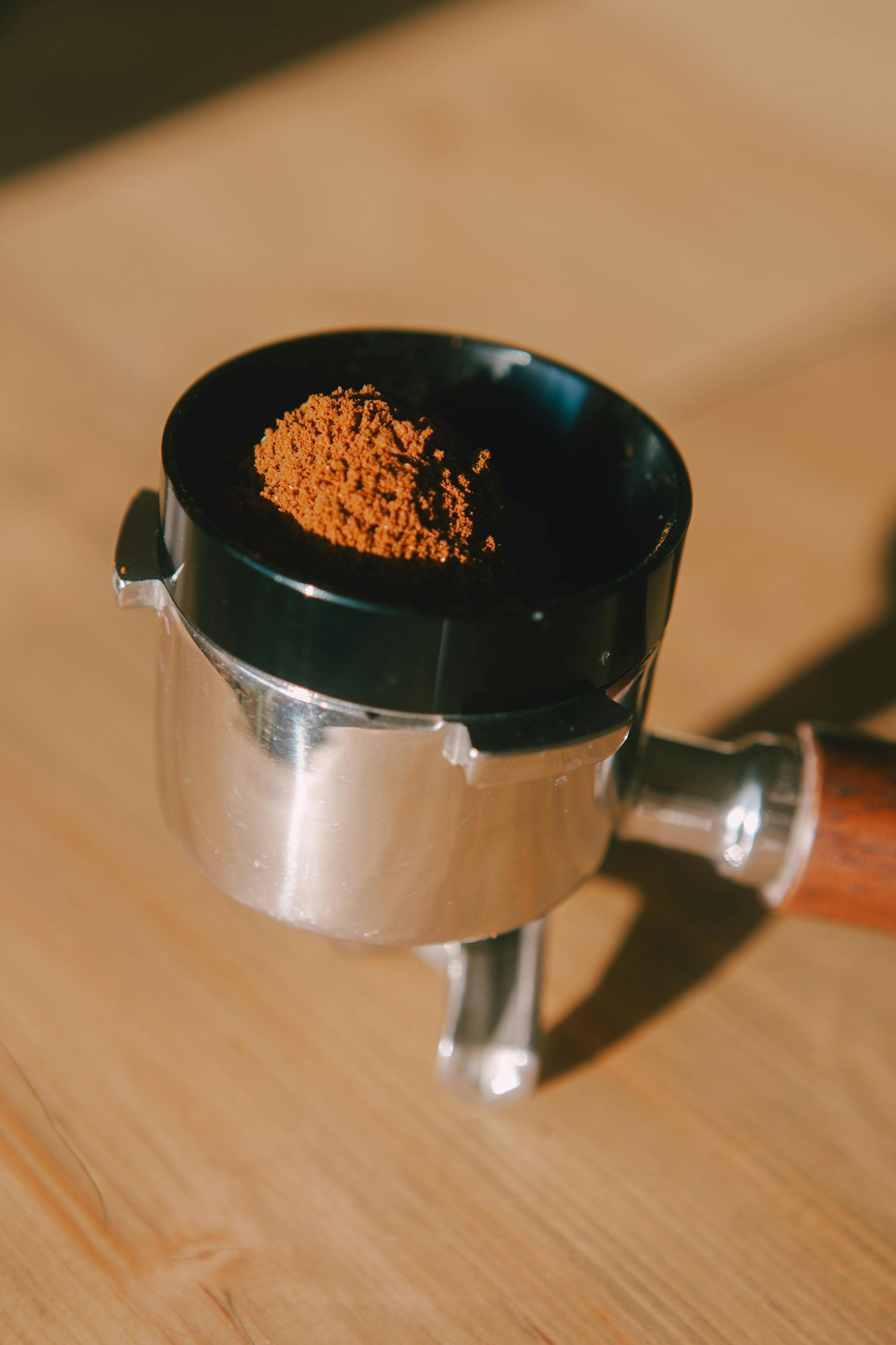 What Is Slow Feeding in a Coffee Grinder?