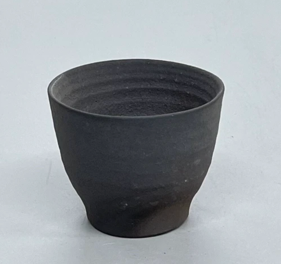 HECHIMON Shigaraki Cup – Kiln Black (200ml) upright
