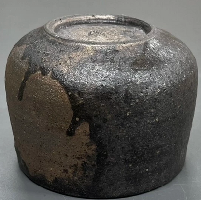 HECHIMON Shigaraki Cup – Kiln Black (300ml) - bottom