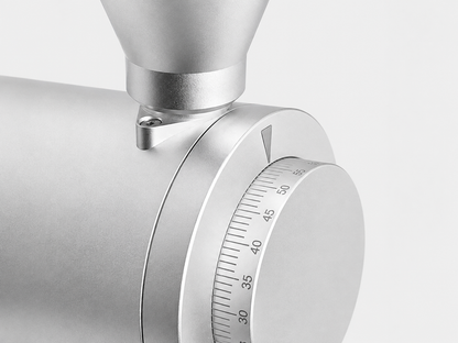 Grind Logic silver DF83V coffee grinder with stepless grind adjustment dial and single-dose hopper